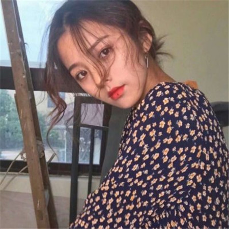 朋友圈背景圖片傷感女生2020 別把我的付出當做理所應當