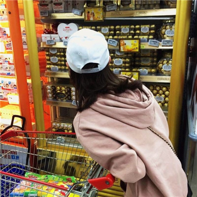 情侶頭像2020背影一男一女圖片最新 看見喜歡的就得主動犯個賤
