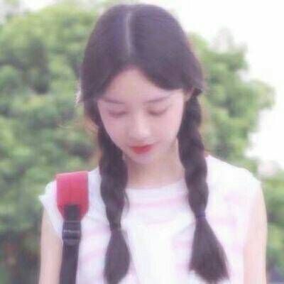 qq女生唯美頭像側面韓風 強扭的瓜不甜但是可以解渴