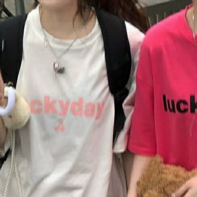 好看的雙人姐妹頭像一人一張可愛(ài) 2022全新很好看的姐妹女頭