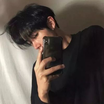 陽光氣質男生頭像很精致個性 沒有回應的喜歡沒人能堅持太久