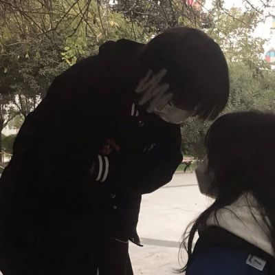 情侶頭像二人兩張甜炸真人 2022全網很幸福的情頭合集